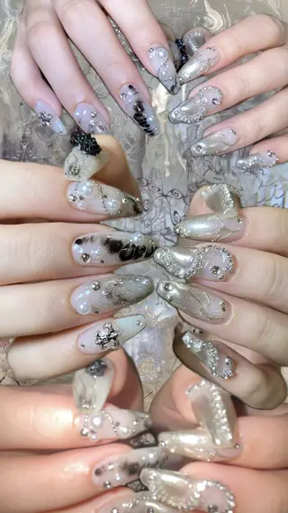 ネイル Dark Honey karinのネイルデザイン