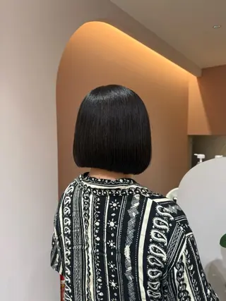 ショート RosierBlue 工藤のヘアスタイル