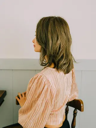 ミディアム Conforto店長 渡邊のヘアスタイル