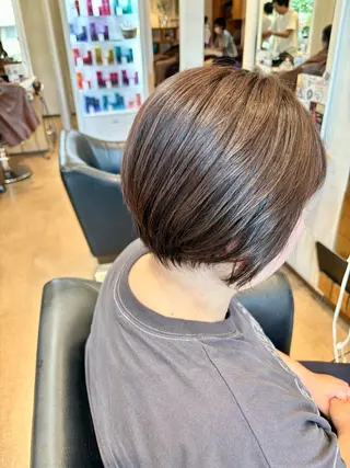 ショート カラー 秋山知穂🌸縮毛矯正 ショートお任せ🌸のヘアスタイル