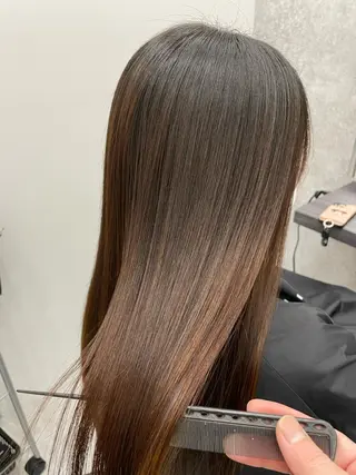ロング 佐々木 達也のヘアスタイル