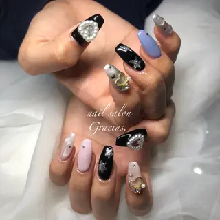 ネイル Gracias. rieのネイルデザイン