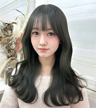 ロング カラー 🩶mana🩶艶髪 /カラーオンカラーのヘアスタイル