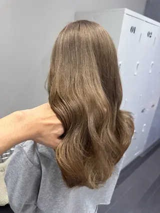 セミロング カラー 透明感/ブリーチ縮毛 /髪質改善/星野純一のヘアスタイル