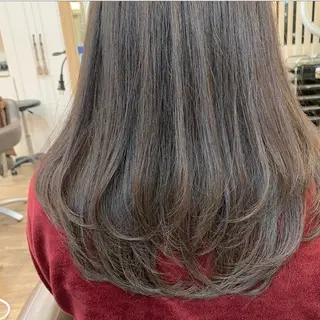 ロング 長野 歌穂のヘアスタイル