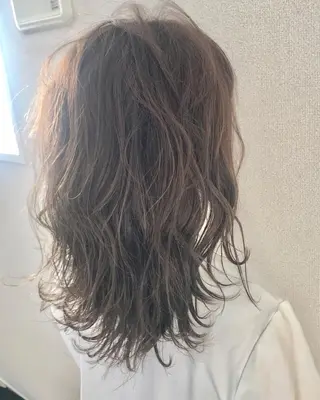 セミロング TELAHAIR 光が丘所属・箕浦 詢平のヘアスタイル
