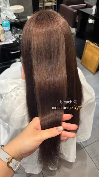 ロング 宮澤 小冬のヘアスタイル