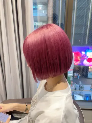 ショート カラー SALOWIN新宿三丁目【サロウィン】所属・ハッシュレイヤー💐 透明感カラー💐青木のヘアスタイル