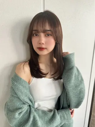 ミディアム Farbe🤍 新築new Openのヘアスタイル