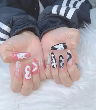 ネイル T. Leeのネイルデザイン