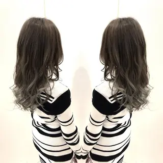 セミロング カラー 髪質改善特化サロン ICONIQ天神店のヘアスタイル