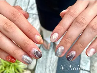 ミディアム Mikami Nanaのネイルデザイン