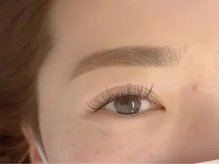 マツエク・マツパ アイブロウ HARUHARU hinano *のマツエク・マツパデザイン