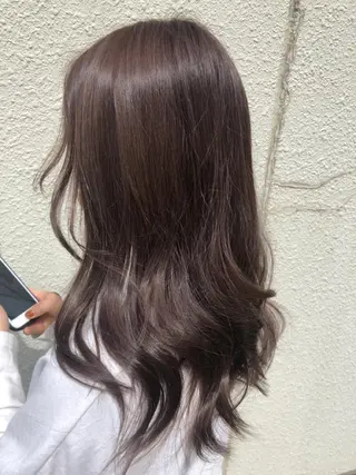 ロング 艶カラー🩵💛 NANAのヘアスタイル