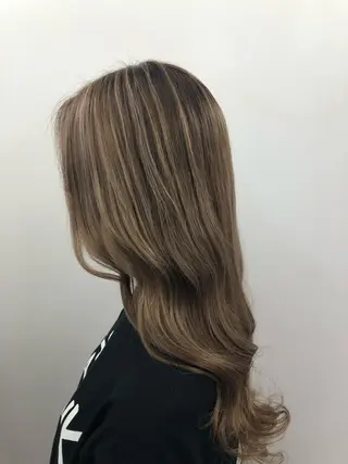 ロング カラー alpha. カラーエクステ下妻のヘアスタイル