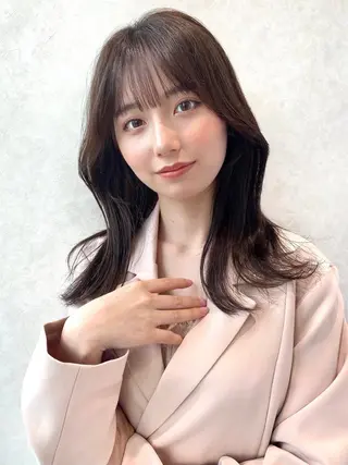 ミディアム カラー 顔周り/くびれヘア 韓国ヘア💕風間るなのヘアスタイル