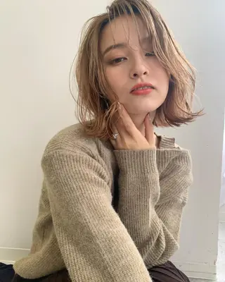 ミディアム カラー ヘアアレンジ 髪質改善支持率 No. 1✨mayuのヘアスタイル