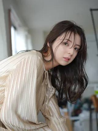 ロング AmiLi HONOKAのヘアスタイル