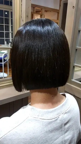 ショート カラー もり はなののヘアスタイル