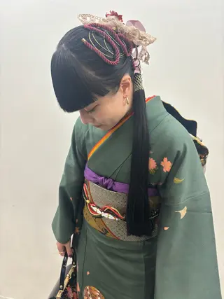 🎨ハイトーン/ 切りっぱなし みつきのヘアスタイル