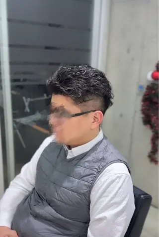 パーマ メンズ Kvell & Co.所属・ℎ𝑎𝑛𝑎 ♡のヘアスタイル