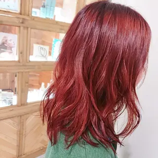 ミディアム yoshi （髙橋）のヘアスタイル