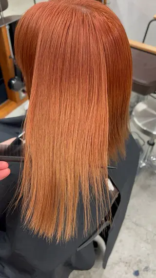 カラー 近藤 乃紀のヘアスタイル