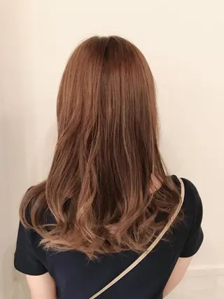 セミロング カラー 切りっぱなしボブ ソノキユウカのヘアスタイル