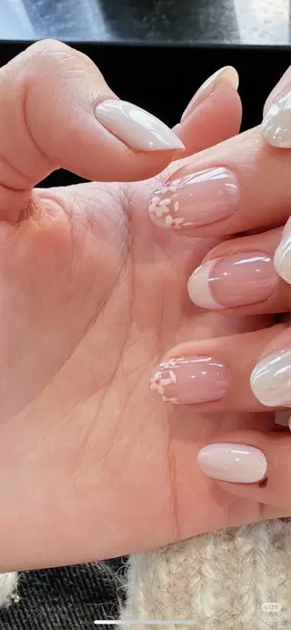 ネイル LOA Nail Salon所属・伊藤 由美のネイルデザイン