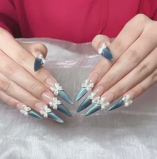 ネイル Lee Nailsのネイルデザイン