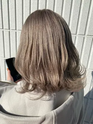 ミディアム カラー 個性派/ブリーチ ＊ほのかのヘアスタイル