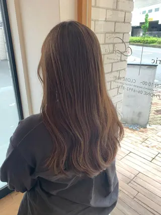 ロング カラー ヘアアレンジ 🎗秋山勇 /三宮指名No.1のヘアスタイル