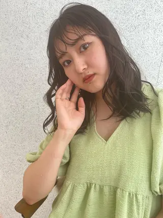 ミディアム カラー SOYON 🤍CHIZU🤍.のヘアスタイル