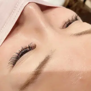 マツエク・マツパ 西村 未羽/ﾏﾂｴｸ /網紅/ﾊﾟﾘのマツエク・マツパデザイン