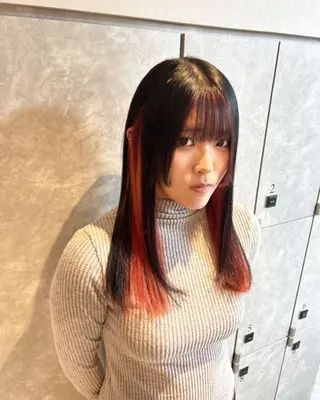 ロング ガルボヘアー心斎橋所属・プルエクステ/プルシ ールエクステ/地雷系のヘアスタイル