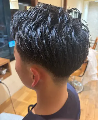 ショート メンズ おもだか　がく /レディースカットのヘアスタイル