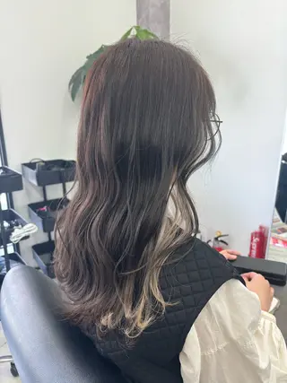 カラー MEMENTO所属・MEMENTO YUZUのヘアスタイル