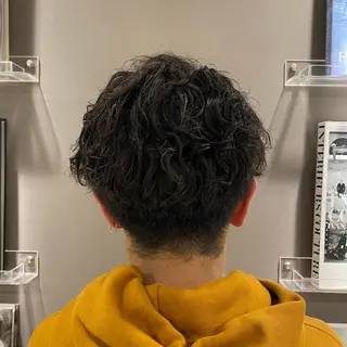 ショート パーマ メンズ 橋本 琉磨のヘアスタイル