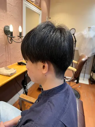 メンズ ビューティーサロンヌーベル一ノ割店所属・大内 芹菜のヘアスタイル
