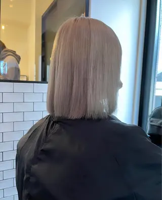 ミディアム カラー ハイトーンカラー 🦋yuri🦋のヘアスタイル