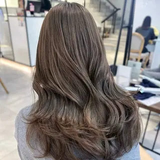 カラー 透明感モテカラー/ マツエクりこ🎀のヘアスタイル