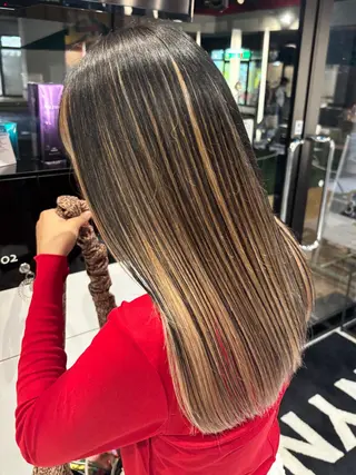 ロング カラー ブリーチ/ヘアケア/ 艶髪/イギチハルのヘアスタイル