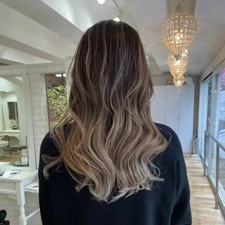 セミロング カラー Tao所属・藤川 大智のヘアスタイル