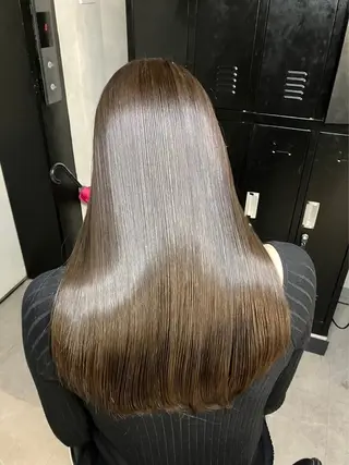 ロング ハイトーン/レイヤー カット岩田健斗/新宿のヘアスタイル