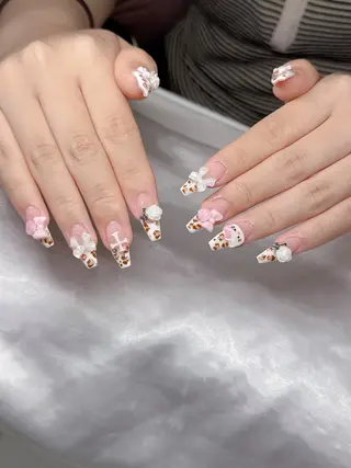 ネイル Lee アインのネイルデザイン