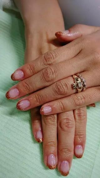 ネイル ラ・クレア所属・井川 佳奈のネイルデザイン