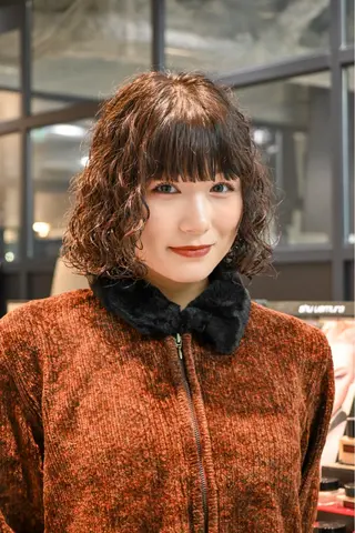 ミディアム パーマ 小田 晃瑛のヘアスタイル