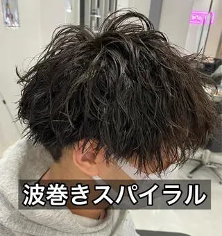 ショート カラー パーマ ヘアアレンジ メンズ 🔥メンズパーマ特 化🔥渡辺一翔🔥のヘアスタイル