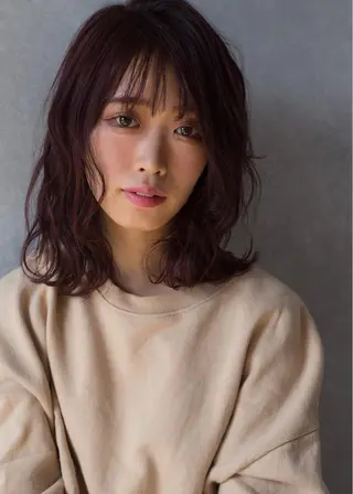 ミディアム 若山 敦のヘアスタイル