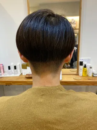 ショート メンズ エイトウメダ 店長 稲尾友則のヘアスタイル